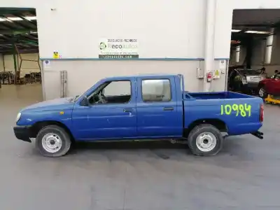 Здавання транспортного засобу NISSAN PICK-UP (D22) 2.5 Diesel року 2000 потужний TD25