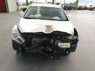 Veículo de Sucata hyundai i40 1.7 crdi cat do ano 2013 alimentado d4fd