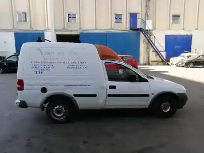 Veículo de Sucata opel combo (corsa b) 1.7 diesel do ano 1999 alimentado x17d