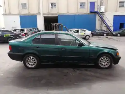 Veicolo di demolizione bmw serie 3 berlina (e36) 2.0 24v dell'anno 1993 alimentato 206s2