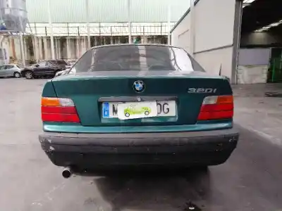 Veicolo di demolizione bmw serie 3 berlina (e36) 2.0 24v dell'anno 1993 alimentato 206s2