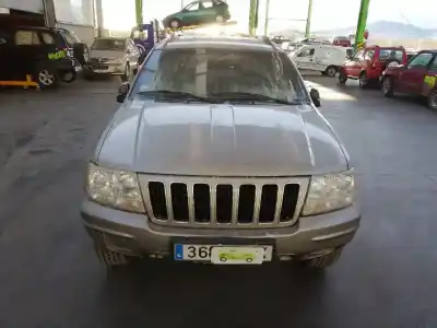 Véhicule à la ferraille jeep gr.cherokee (wj/wg) 3.1 td laredo de l'année 2001 alimenté vm73b