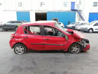 Veículo de Sucata renault clio iii 1.5 dci diesel do ano 2006 alimentado d/k9k m7