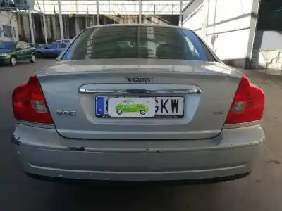 Scrapping Vehicle volvo s80 berlina 2.4 (125kw) of the year 2003 powered b5244s