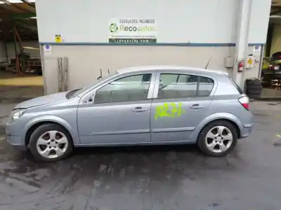 Veicolo di demolizione OPEL ASTRA H SEDÁN (A04) 1.7 CDTi (L69) dell'anno 2006 alimentato Z17DTH