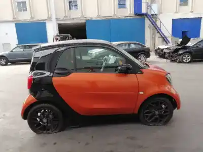 Veículo de Sucata smart fortwo coupe 1.0 cat do ano 2015 alimentado h4da400