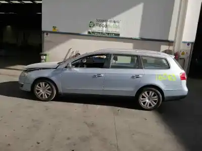 Vehículo de desguace VOLKSWAGEN PASSAT VARIANT (3C5) Advance del año 2006 con motor BKP