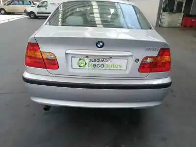 Veicolo di demolizione bmw serie 3 berlina (e46) 318i dell'anno 2004 alimentato n42b20ab
