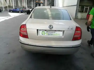 Здавання транспортного засобу skoda superb i (3u4) 1.9 tdi року 2004 потужний awx