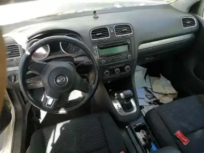Scrapping Vehicle volkswagen golf vi (5k1) 2.0 tdi of the year 2010 powered cff
