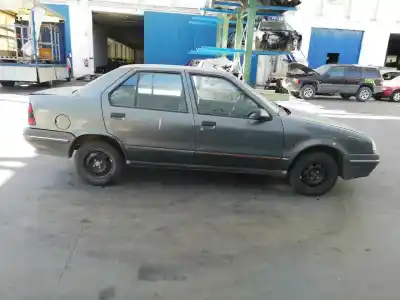 Sloopvoertuig renault 19 ii chamade (l53_) 1.4 van het jaar 1991 aangedreven e6ja700