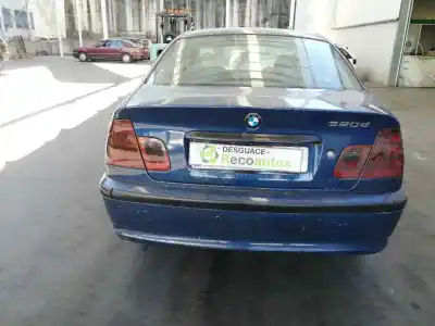 Véhicule à la ferraille bmw serie 3 berlina (e46) 320d de l'année 2002 alimenté 204d4d