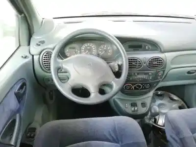 Veicolo di demolizione renault scenic (ja..) 1.6 16v authentique (ja0b/11) dell'anno 1999 alimentato k4ma700