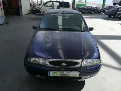 Veicolo di demolizione ford fiesta berlina 1.25 16v cat dell'anno 1999 alimentato dhb