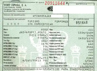 Veicolo di demolizione ford fiesta berlina 1.25 16v cat dell'anno 1999 alimentato dhb