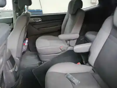Здавання транспортного засобу ssangyong rodius ii 2.0 xdi року 2013 потужний 671960