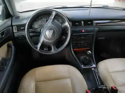 Scrapping Vehicle audi a6 berlina (4b2) 2.5 v6 24v tdi of the year 2000 powered akn
