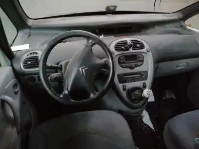 Scrapping Vehicle citroen xsara picasso (n68) 1.6 hdi of the year 2007 powered 9hz