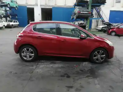 Veículo de Sucata peugeot 208 i (ca_, cc_) 1.2 vti 82 do ano 2017 alimentado hm01