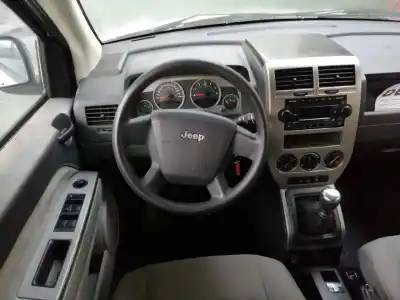 Veicolo di demolizione jeep compass 2.0 crd cat dell'anno 2007 alimentato byl