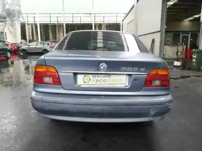 Veículo de Sucata bmw serie 5 berlina (e39) 2.0 16v diesel cat do ano 2002 alimentado 204d1