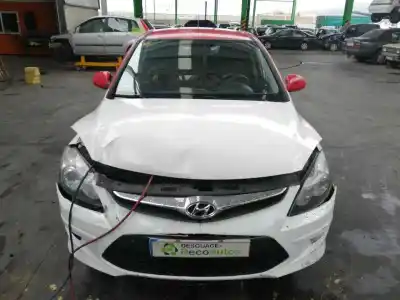 Scrapping Vehicle hyundai i30 (fd) 1.6 crdi of the year 2011 powered d4fb