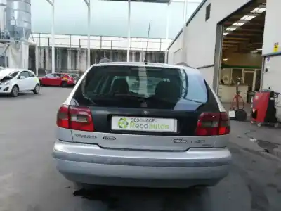 Veículo de Sucata volvo v40 familiar 1.9 diesel do ano 1999 alimentado d4192t2