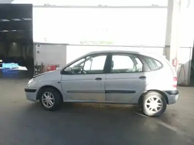Veículo de Sucata RENAULT MEGANE I SCENIC (JA0) 1.9 dTi Diesel CAT do ano 2002 alimentado F9QK732