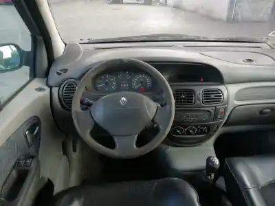 Veículo de Sucata renault megane i scenic (ja0) 1.9 dti diesel cat do ano 2002 alimentado f9qk732