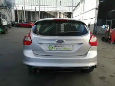 Veicolo di demolizione ford focus iii 1.6 tdci dell'anno 2014 alimentato t1db