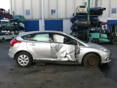 Veicolo di demolizione ford focus iii 1.6 tdci dell'anno 2014 alimentato t1db