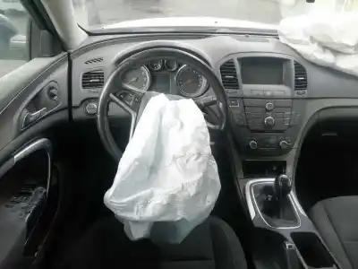 Veículo de Sucata opel insignia a sedán (g09) 2.0 cdti (69) do ano 2013 alimentado a20dt