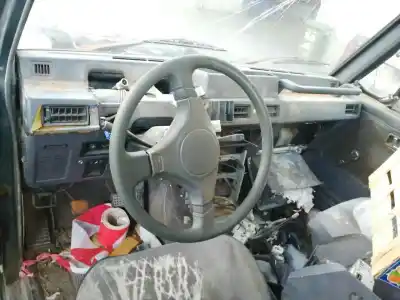 Veicolo di demolizione mitsubishi pajero 2.5 td dell'anno 1998 alimentato d- 4d 56