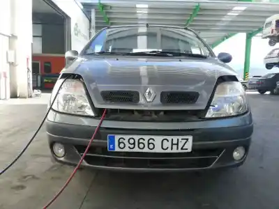 Здавання транспортного засобу renault   року 2005 потужний f9qk7
