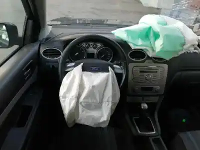 Veículo de Sucata ford focus turnier (cb4) 1.6 16v cat do ano 2008 alimentado g/shda