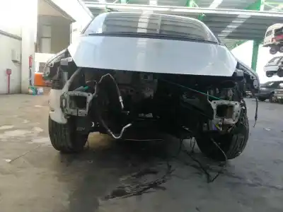 Veicolo di demolizione renault espace iv (jk0/1_) 2.0 dci (jk03 jk04 jk1c jk1g jk1j jk1k) dell'anno 2007 alimentato m9rc7