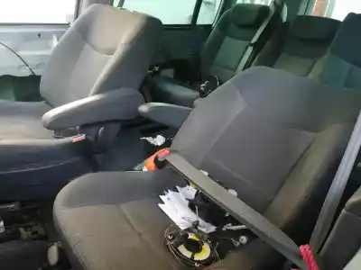 Veicolo di demolizione renault espace iv (jk0/1_) 2.0 dci (jk03 jk04 jk1c jk1g jk1j jk1k) dell'anno 2007 alimentato m9rc7
