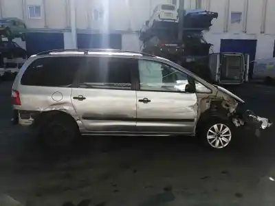 Veículo de Sucata ford galaxy (vy) 1.9 tdi cat do ano 2004 alimentado auy