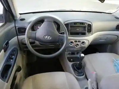 Veículo de Sucata hyundai accent iii (mc) 1.5 crdi gls do ano 2006 alimentado d4fa