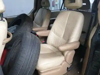 Здавання транспортного засобу chrysler voyager (gs) 3.8 le awd року 2001 потужний 3bl
