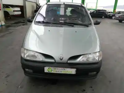 Здавання транспортного засобу renault megane i scenic (ja0) 1.6 року 1997 потужний k7m