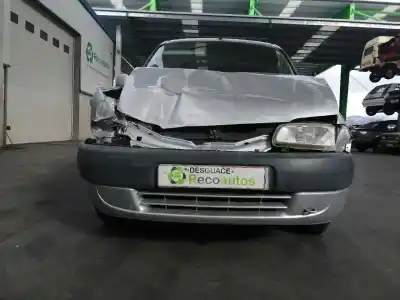 Veículo de Sucata citroen berlingo 1.4 do ano 2002 alimentado kfw