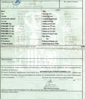 Veículo de Sucata citroen berlingo 1.4 do ano 2002 alimentado kfw