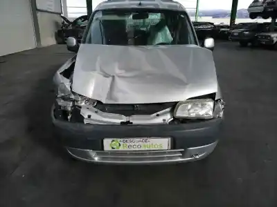 Veículo de Sucata citroen berlingo 1.4 do ano 2002 alimentado kfw