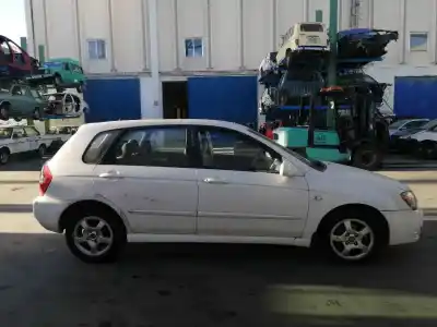 Scrapping Vehicle kia cerato 2.0 lx crdi familiar of the year 2004 powered d4ea