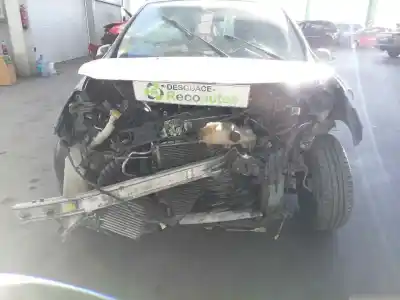 Veículo de Sucata renault clio iii 1.5 dci diesel do ano 2005 alimentado k9km768