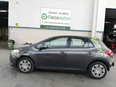 Здавання транспортного засобу TOYOTA AURIS 1.4 16V CAT року 2008 потужний 4ZZ