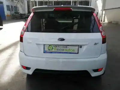 Véhicule à la ferraille ford fiesta (cbk) 2.0 cat de l'année 2007 alimenté n4jb