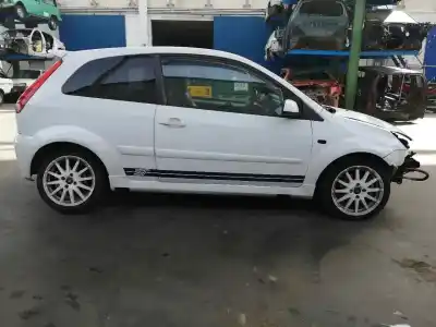 Véhicule à la ferraille ford fiesta (cbk) 2.0 cat de l'année 2007 alimenté n4jb