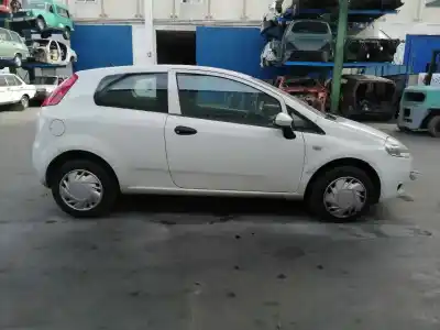 Здавання транспортного засобу fiat                                               punto (evo) (199)                                                                                                                                                                                                                                          1.3 16v jtd cat року 2010 потужний 199a2000